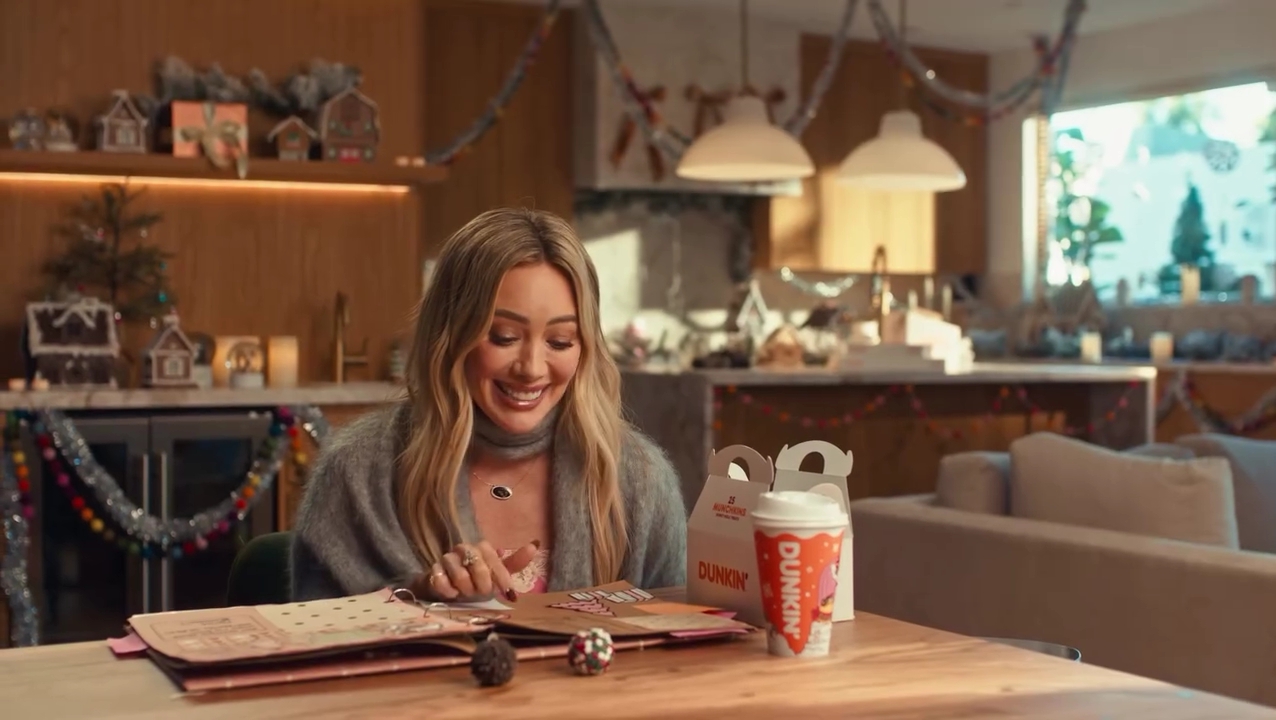 DailyDuff-dot-nl_2025Dunkin-NaughyOrNiceReclame0061.jpg DailyDuff-dot-nl_2025Dunkin-NaughyOrNiceReclame0061.jpg