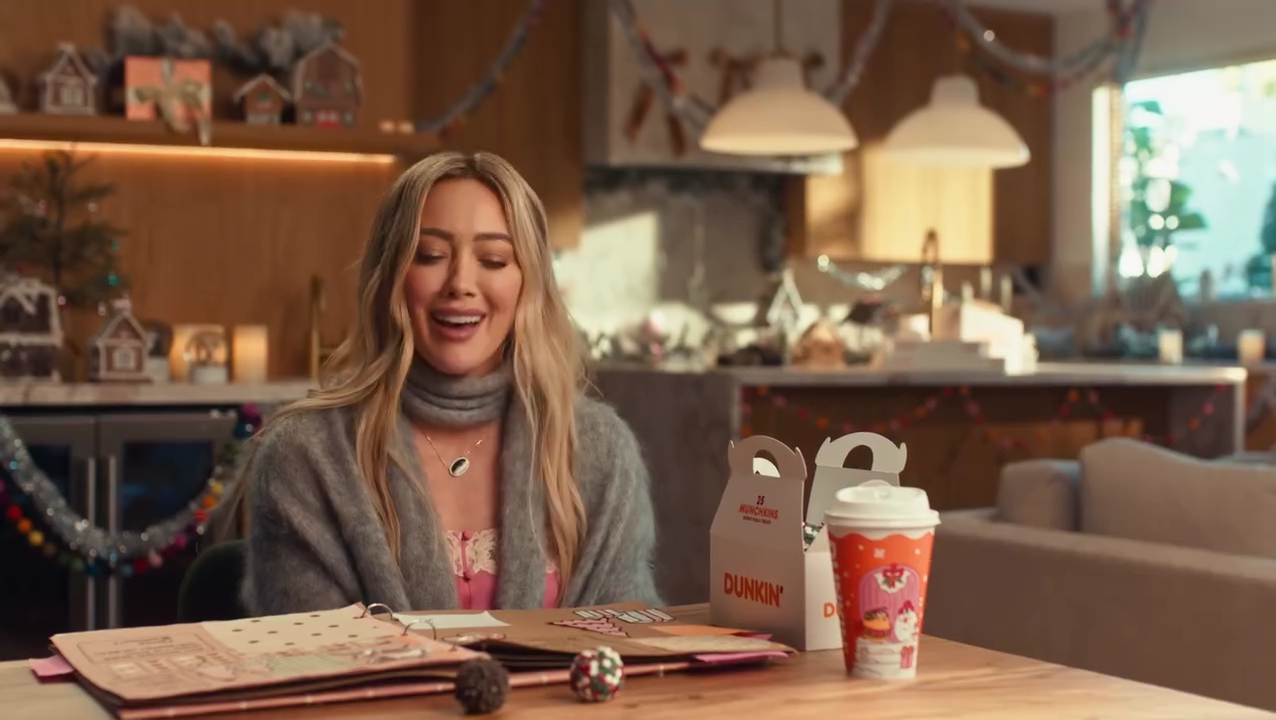 DailyDuff-dot-nl_2025Dunkin-NaughyOrNiceReclame0085.jpg DailyDuff-dot-nl_2025Dunkin-NaughyOrNiceReclame0085.jpg