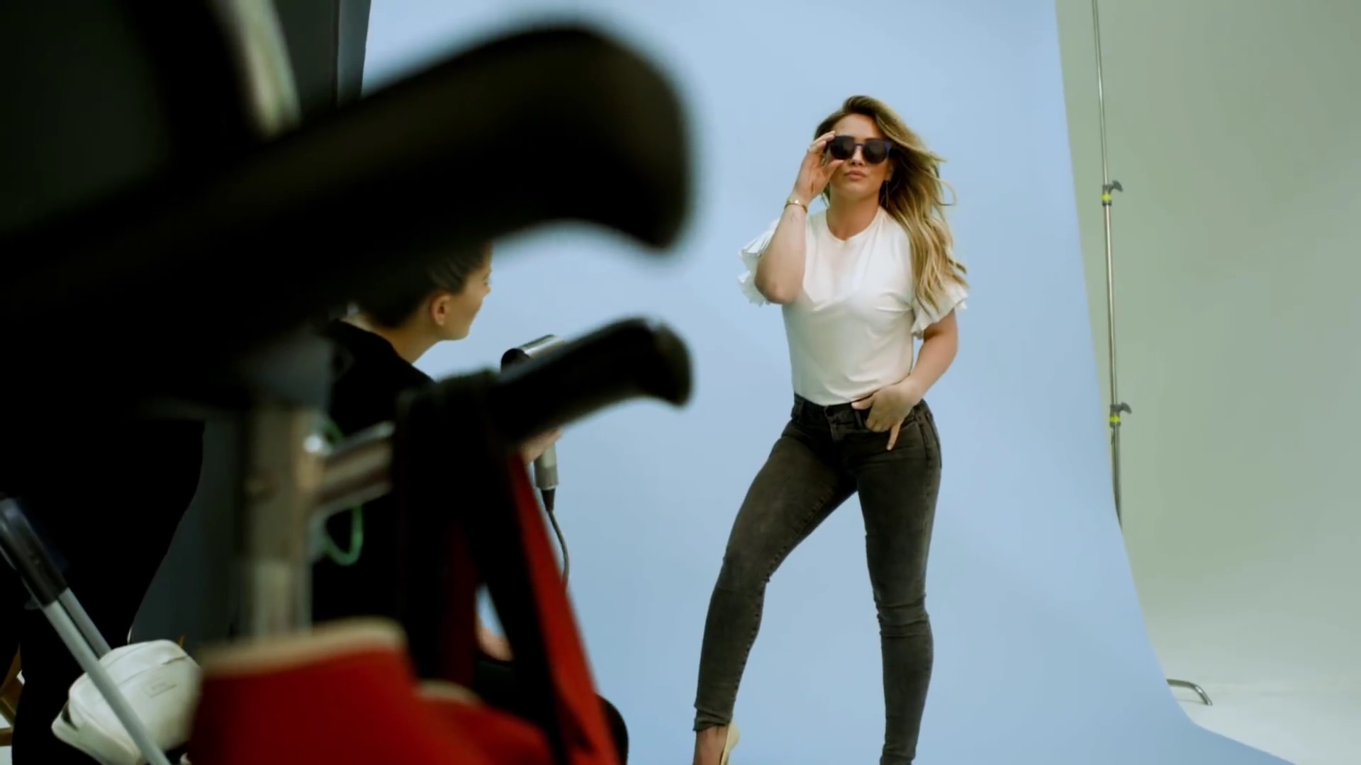 DailyDufff-dot-nl_2018MusexHilaryDuffEyewearCollection-GlassesUSAcom0036.jpg