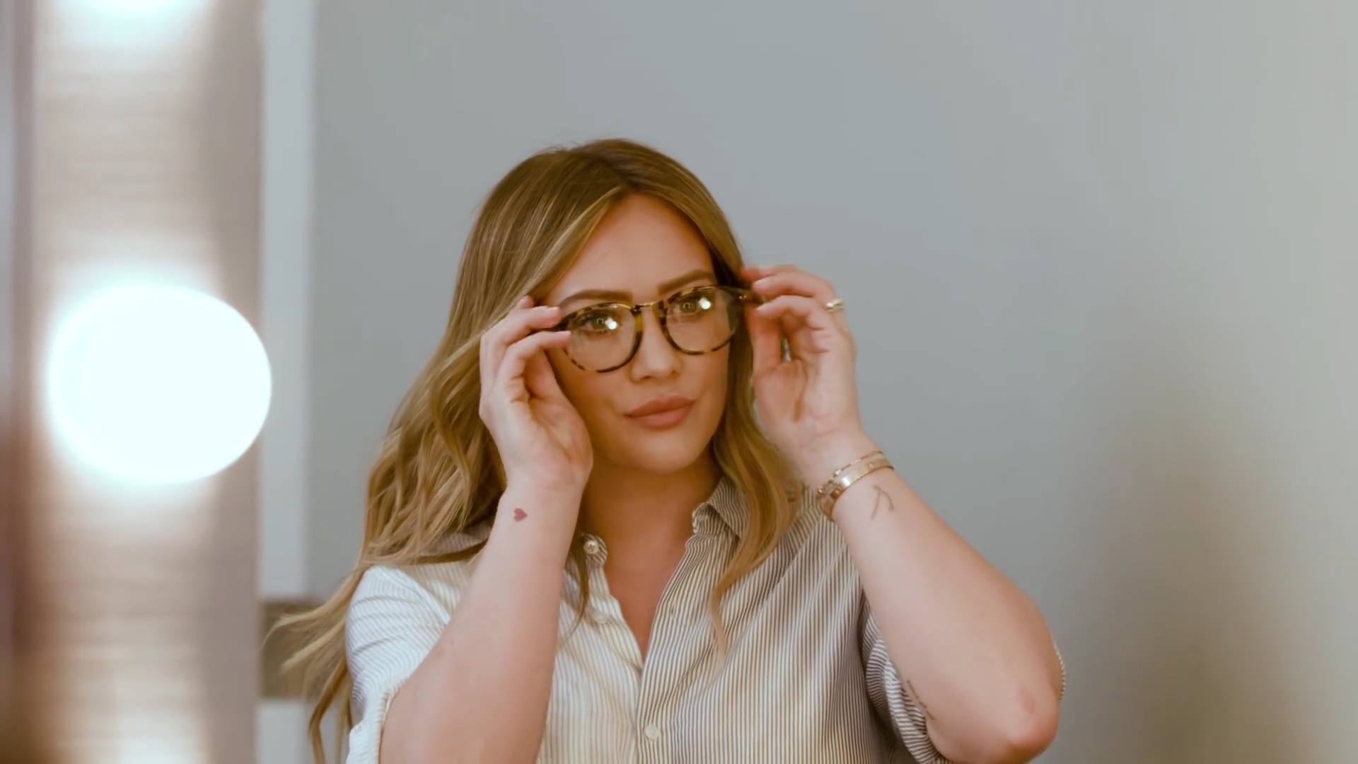 DailyDufff-dot-nl_2018MusexHilaryDuffEyewearCollection-GlassesUSAcom0086.jpg DailyDufff-dot-nl_2018MusexHilaryDuffEyewearCollection-GlassesUSAcom0086.jpg