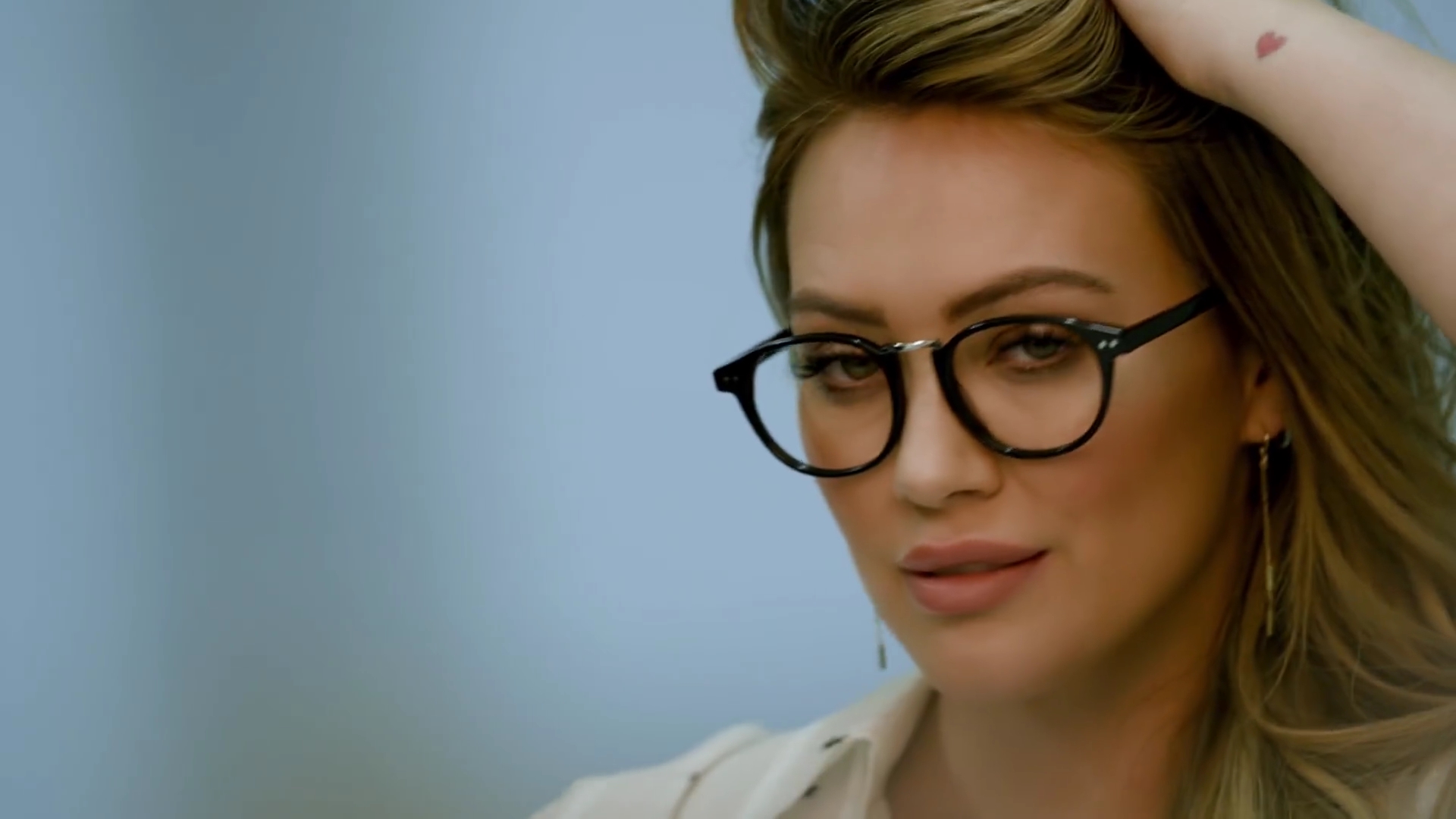 DailyDufff-dot-nl_2018MusexHilaryDuffEyewearCollection-GlassesUSAcom0112.jpg
