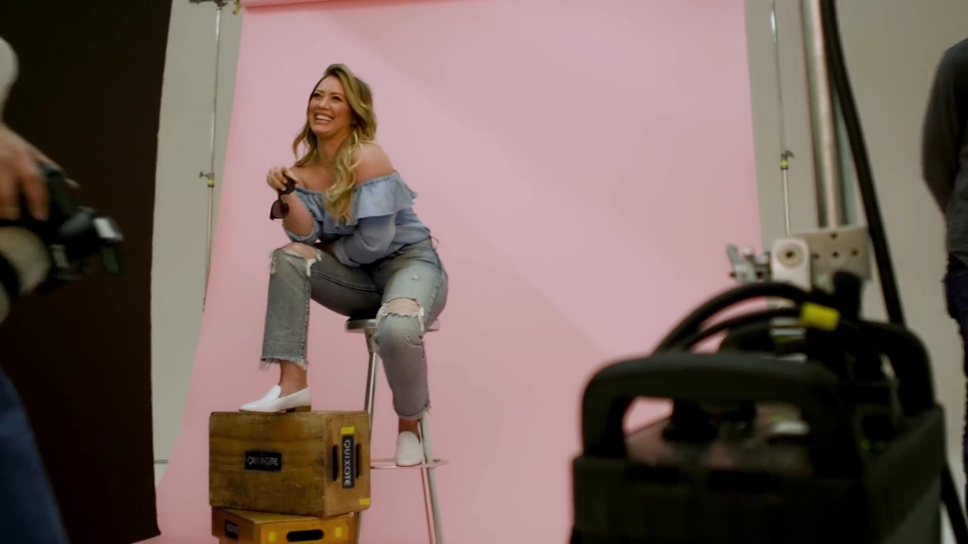 DailyDufff-dot-nl_2018MusexHilaryDuffEyewearCollection-GlassesUSAcom0135.jpg DailyDufff-dot-nl_2018MusexHilaryDuffEyewearCollection-GlassesUSAcom0135.jpg