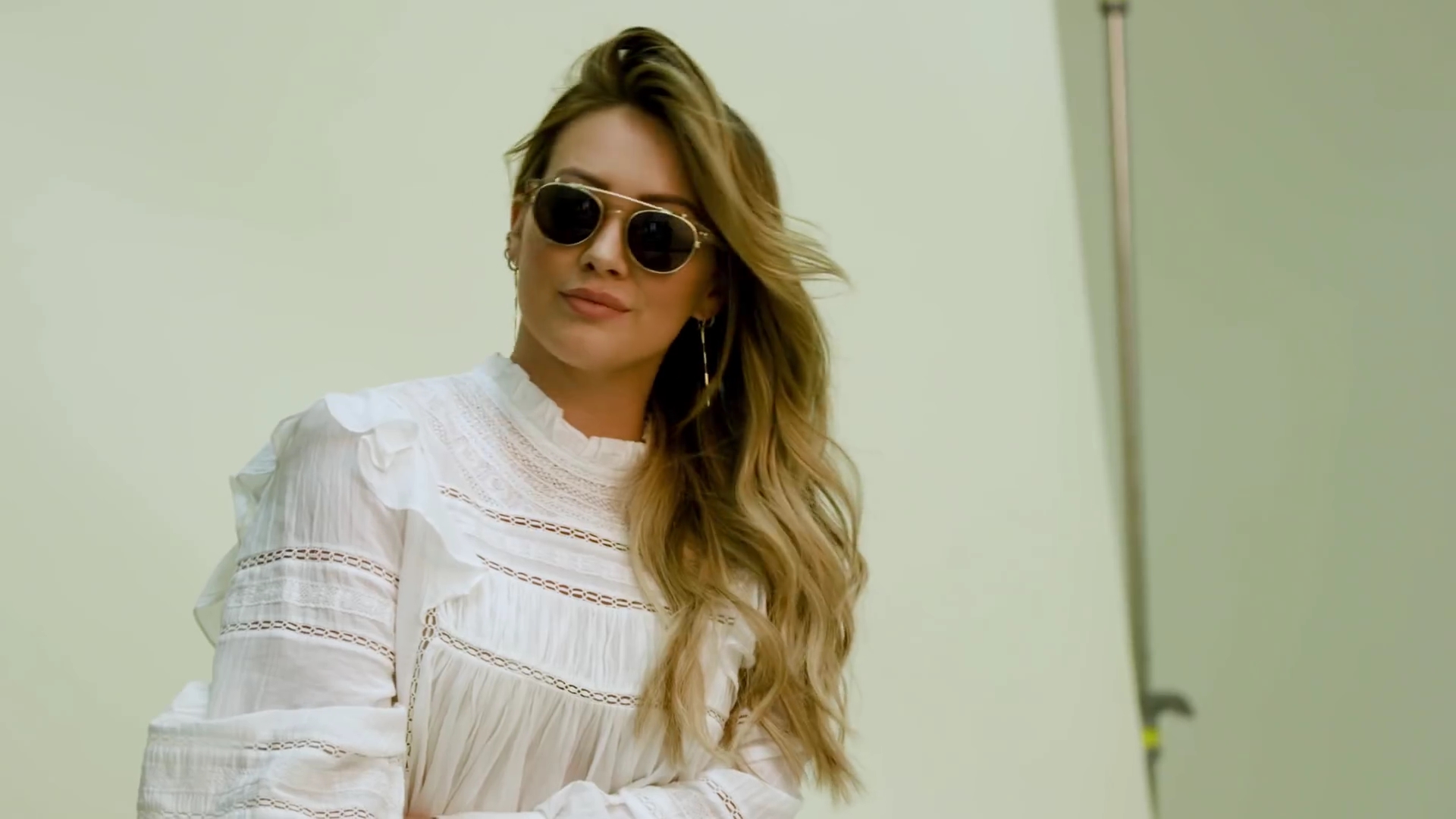 DailyDufff-dot-nl_2018MusexHilaryDuffEyewearCollection-GlassesUSAcom0157.jpg DailyDufff-dot-nl_2018MusexHilaryDuffEyewearCollection-GlassesUSAcom0157.jpg