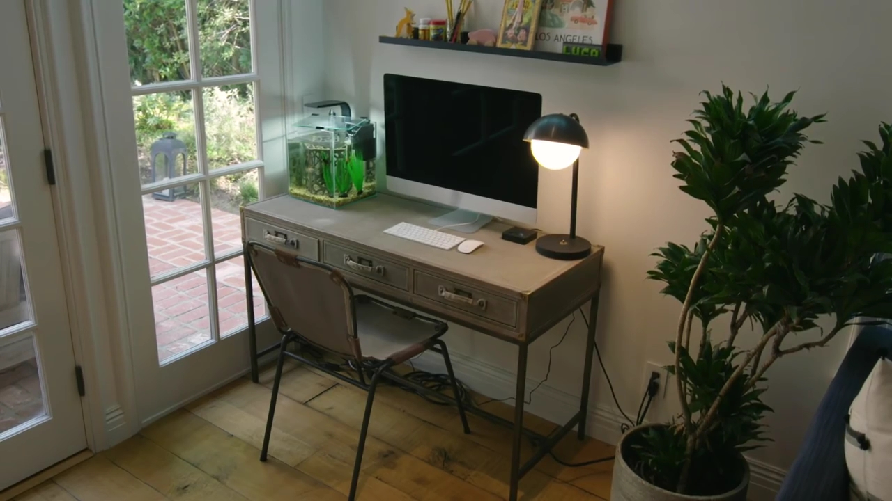 DailyDuff-dot-nl_2020ArchitecturalDigest0809.jpg DailyDuff-dot-nl_2020ArchitecturalDigest0809.jpg