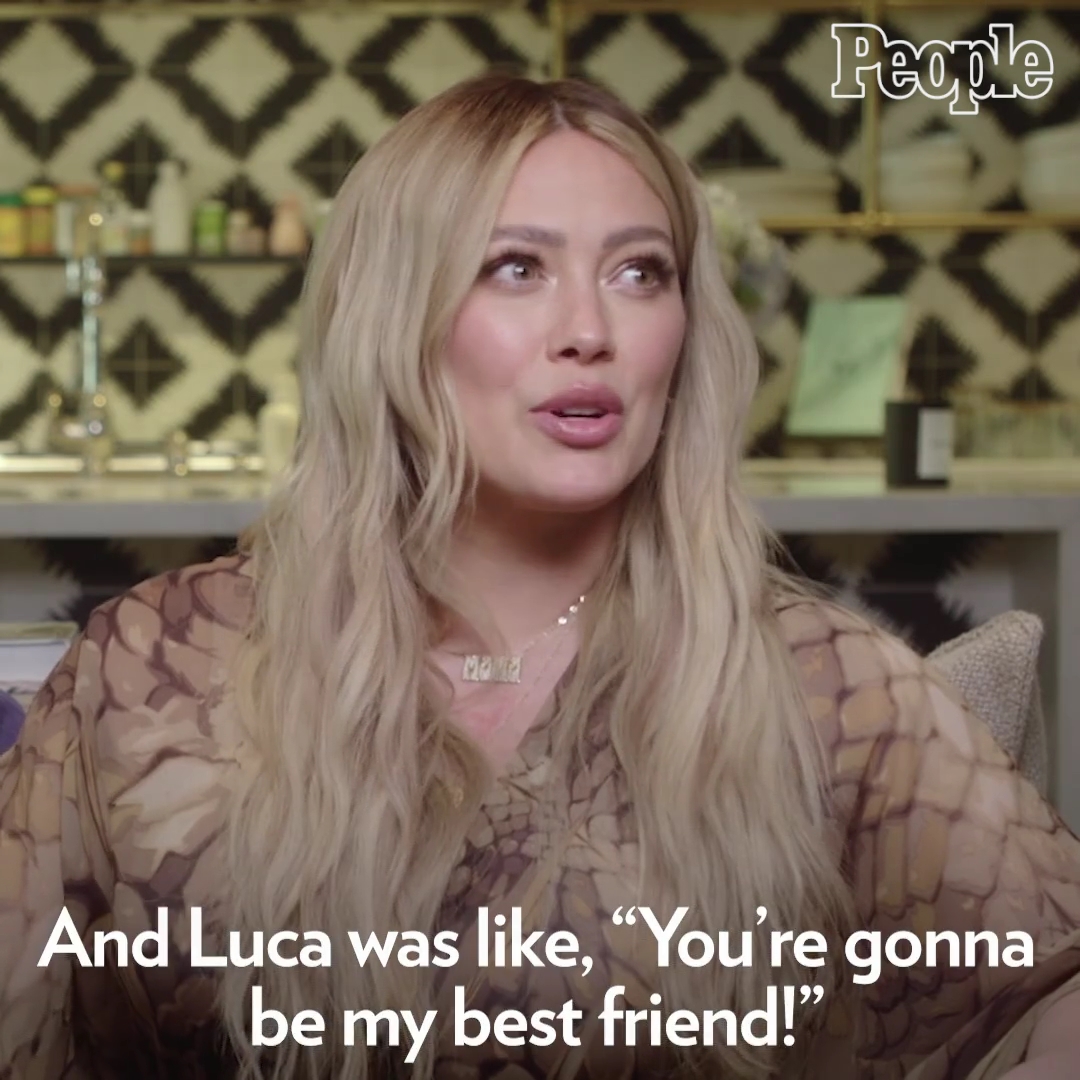 DailyDuff-dot-nl_2021PeopleMagazine-HilaryDuffAndMatthewKomaFamilyGoals0502.jpg DailyDuff-dot-nl_2021PeopleMagazine-HilaryDuffAndMatthewKomaFamilyGoals0502.jpg