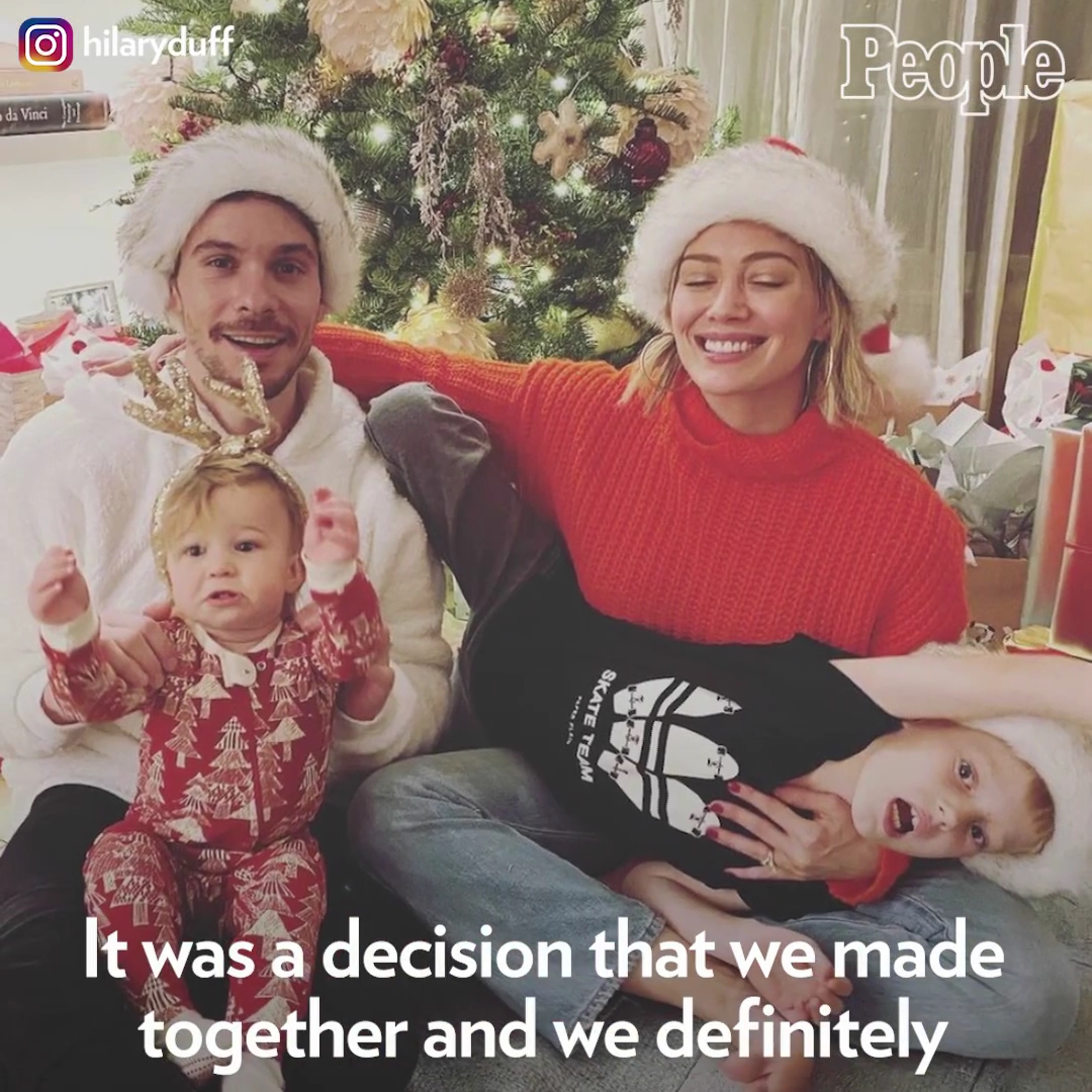 DailyDuff-dot-nl_2021PeopleMagazine-HilaryDuffAndMatthewKomaFamilyGoals0528.jpg DailyDuff-dot-nl_2021PeopleMagazine-HilaryDuffAndMatthewKomaFamilyGoals0528.jpg