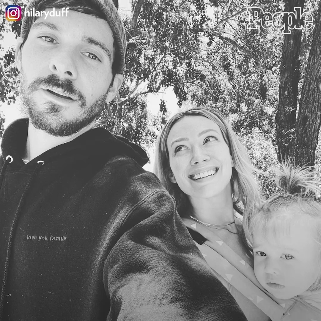DailyDuff-dot-nl_2021PeopleMagazine-HilaryDuffAndMatthewKomaFamilyGoals0537.jpg DailyDuff-dot-nl_2021PeopleMagazine-HilaryDuffAndMatthewKomaFamilyGoals0537.jpg