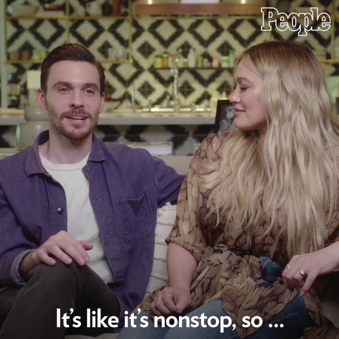 DailyDuff-dot-nl_2021PeopleMagazine-HilaryDuffAndMatthewKomaFamilyGoals0617.jpg DailyDuff-dot-nl_2021PeopleMagazine-HilaryDuffAndMatthewKomaFamilyGoals0617.jpg