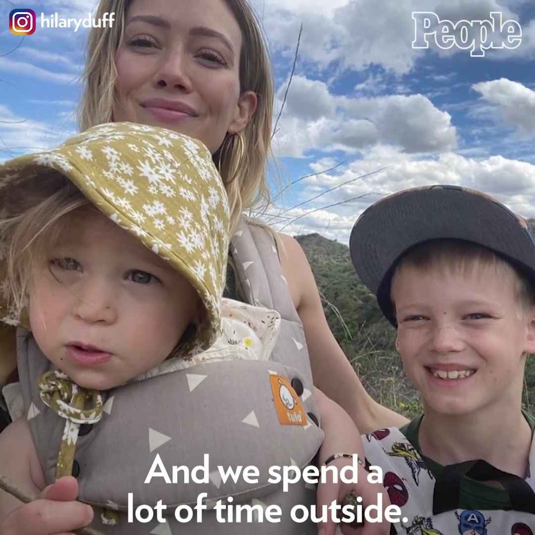 DailyDuff-dot-nl_2021PeopleMagazine-HilaryDuffAndMatthewKomaFamilyGoals0628.jpg DailyDuff-dot-nl_2021PeopleMagazine-HilaryDuffAndMatthewKomaFamilyGoals0628.jpg