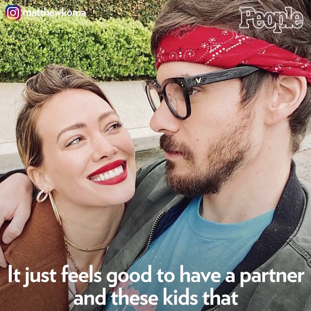 DailyDuff-dot-nl_2021PeopleMagazine-HilaryDuffAndMatthewKomaFamilyGoals0655.jpg