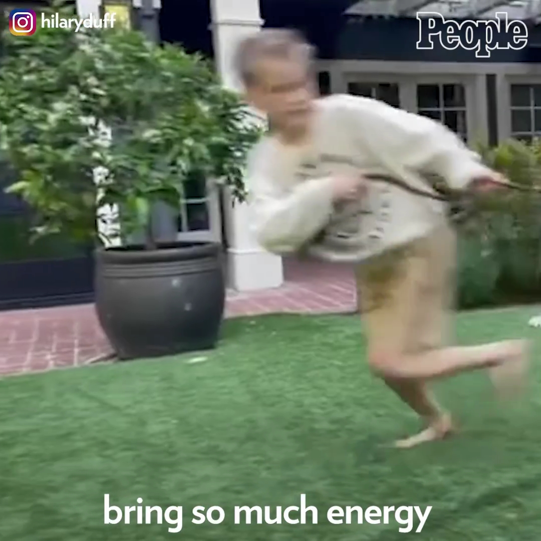 DailyDuff-dot-nl_2021PeopleMagazine-HilaryDuffAndMatthewKomaFamilyGoals0658.jpg DailyDuff-dot-nl_2021PeopleMagazine-HilaryDuffAndMatthewKomaFamilyGoals0658.jpg