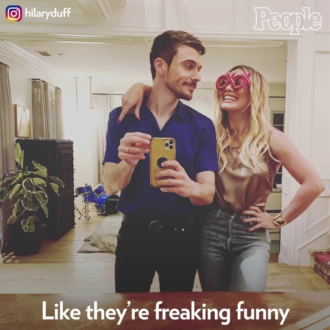 DailyDuff-dot-nl_2021PeopleMagazine-HilaryDuffAndMatthewKomaFamilyGoals0662.jpg DailyDuff-dot-nl_2021PeopleMagazine-HilaryDuffAndMatthewKomaFamilyGoals0662.jpg