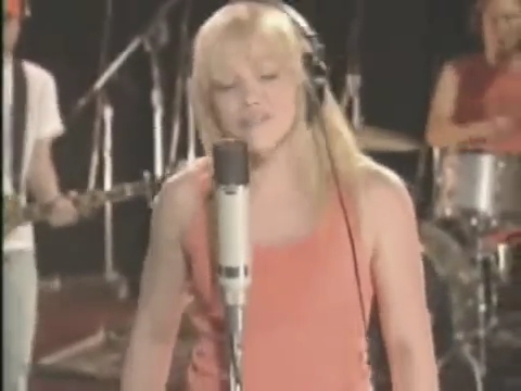DailyDuff_dot_nl-2003AOLSession0080.jpg