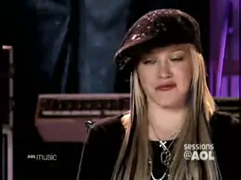 DailyDuff_dot_nl-2004AOLSession0063.jpg
