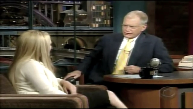 DailyDuff_dot_nl-2004Late_ShowWithDavidLetterman0209.jpg DailyDuff_dot_nl-2004Late_ShowWithDavidLetterman0209.jpg