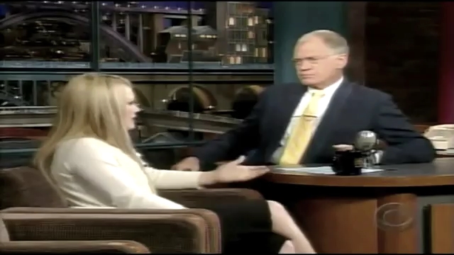 DailyDuff_dot_nl-2004Late_ShowWithDavidLetterman0401.jpg