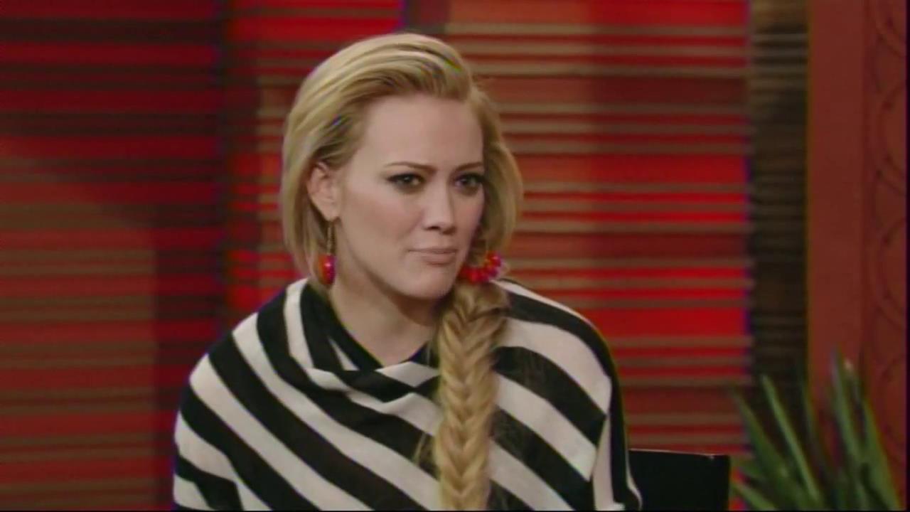 DailyDuff_dot_org__2010LiveWithRegisAndKelly00047.jpg DailyDuff_dot_org__2010LiveWithRegisAndKelly00047.jpg