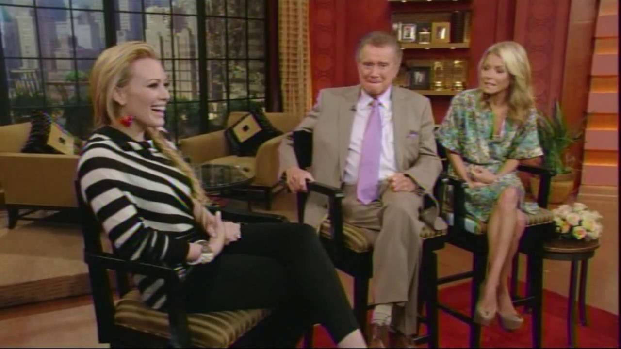 DailyDuff_dot_org__2010LiveWithRegisAndKelly00133.jpg DailyDuff_dot_org__2010LiveWithRegisAndKelly00133.jpg