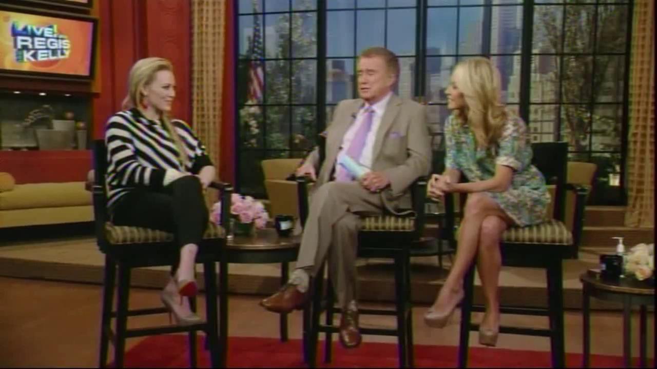 DailyDuff_dot_org__2010LiveWithRegisAndKelly00297.jpg
