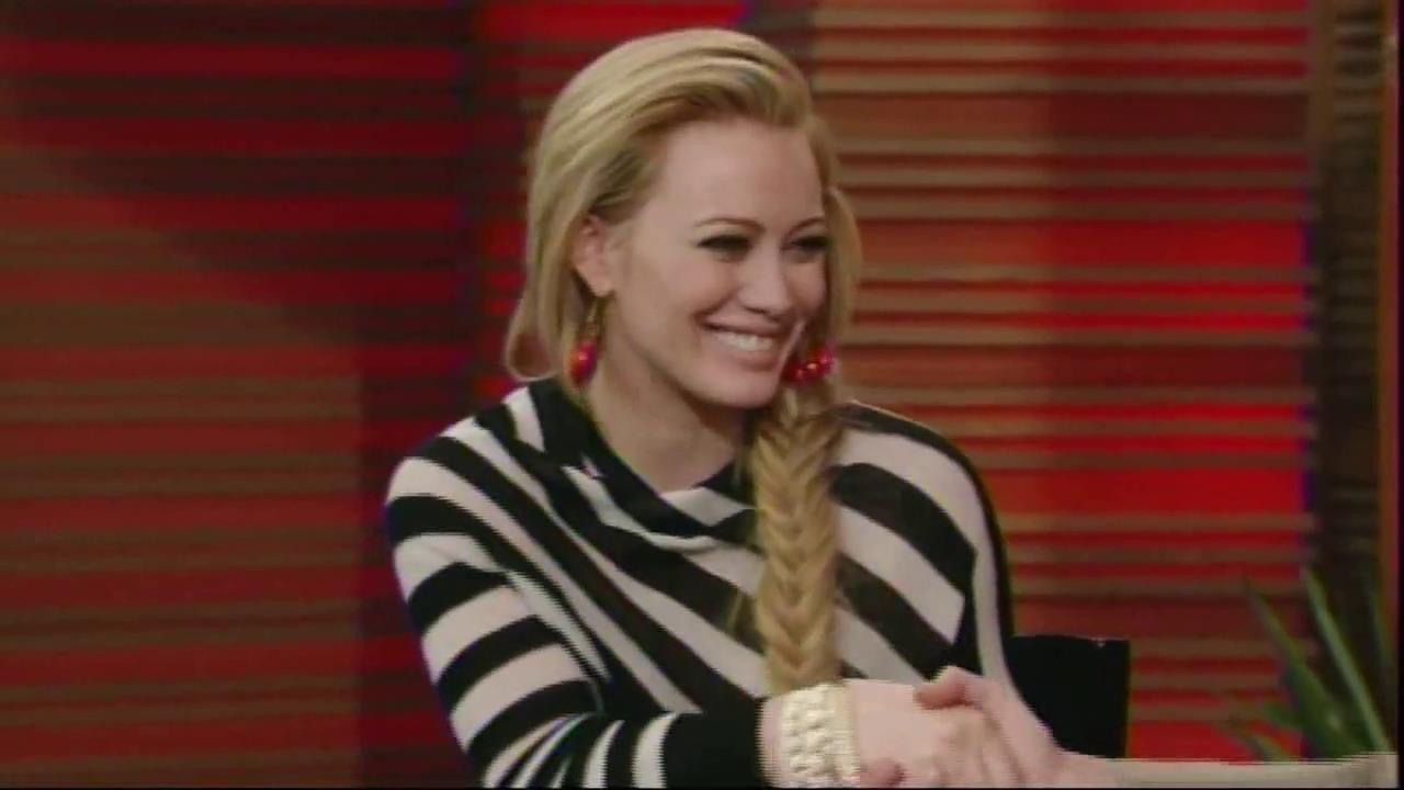 DailyDuff_dot_org__2010LiveWithRegisAndKelly00310.jpg DailyDuff_dot_org__2010LiveWithRegisAndKelly00310.jpg