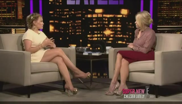 DailyDuff-dot-nl-ChelseaLately0241.jpg