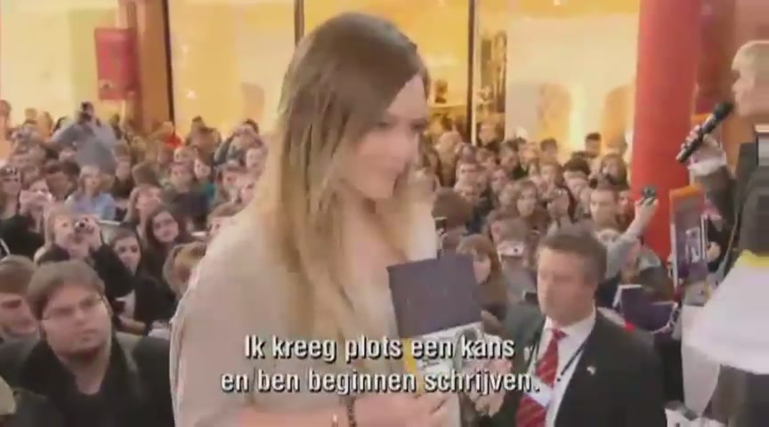 DailyDuff-dot-nl-Februari2011-DeMaandagShow0118.jpg DailyDuff-dot-nl-Februari2011-DeMaandagShow0118.jpg