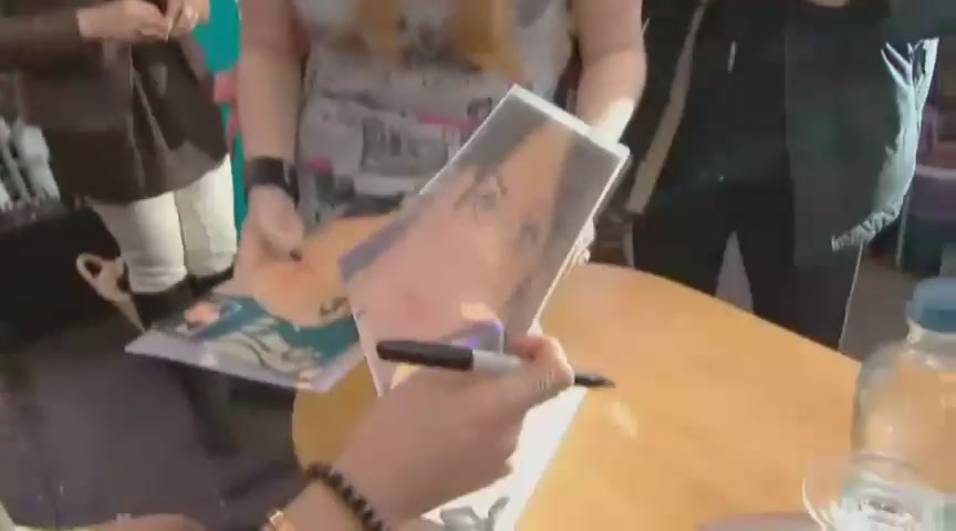 DailyDuff-dot-nl-Februari2011-DeMaandagShow0154.jpg DailyDuff-dot-nl-Februari2011-DeMaandagShow0154.jpg