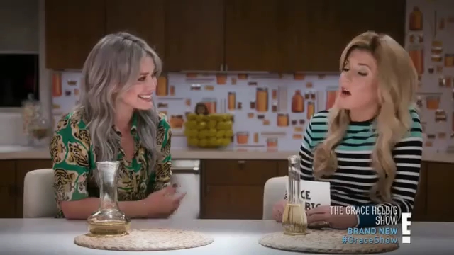 DailyDuff-dot-nl_TheGraceHelbigShow0114.jpg DailyDuff-dot-nl_TheGraceHelbigShow0114.jpg