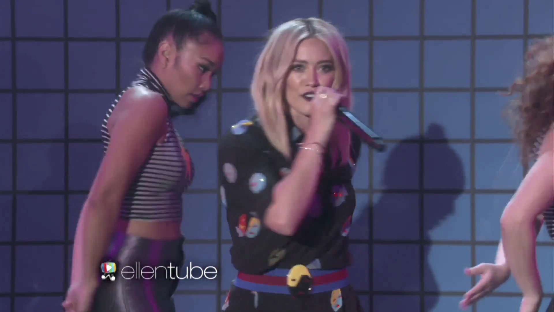 DailyDuff-dot-nl_2015Ellen-PreformingSparks0034.jpg DailyDuff-dot-nl_2015Ellen-PreformingSparks0034.jpg