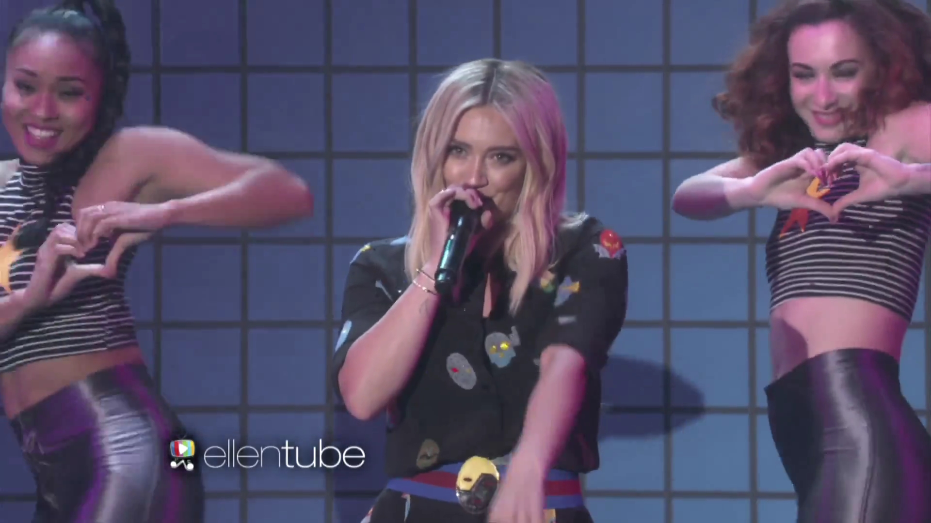 DailyDuff-dot-nl_2015Ellen-PreformingSparks0043.jpg DailyDuff-dot-nl_2015Ellen-PreformingSparks0043.jpg