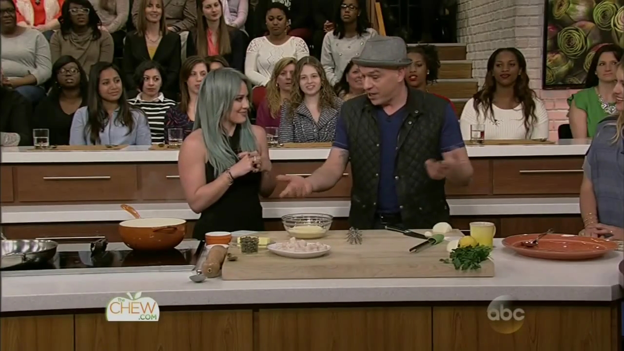 DailyDuff-dot-nl_2015TheChew0123.jpg