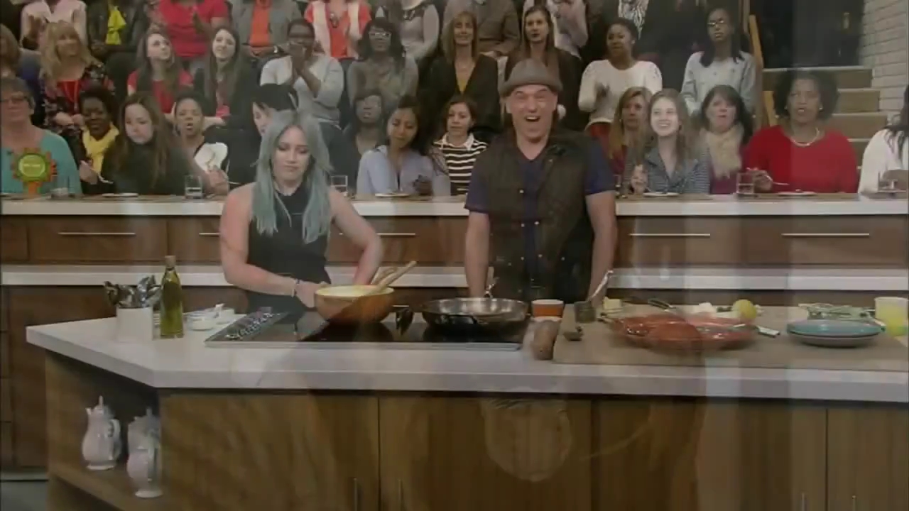 DailyDuff-dot-nl_2015TheChew0302.jpg
