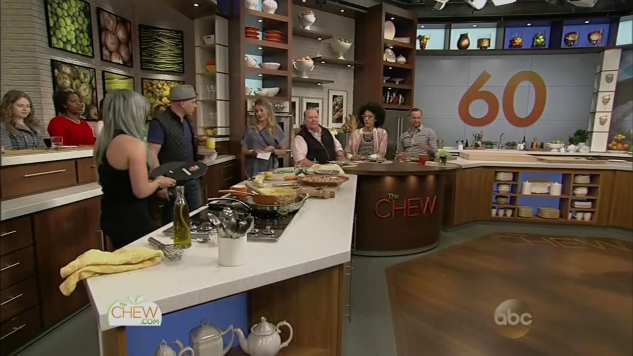 DailyDuff-dot-nl_2015TheChew0505.jpg