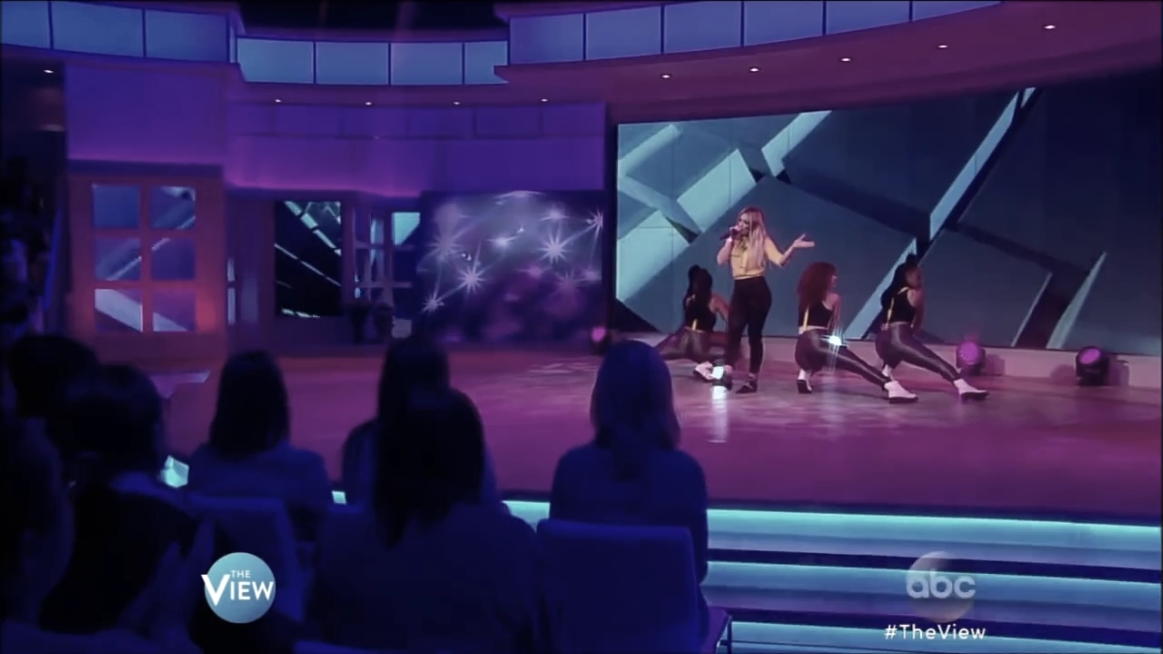 DailyDuff_dot_nl-19juni2015-TheView0502.jpg DailyDuff_dot_nl-19juni2015-TheView0502.jpg