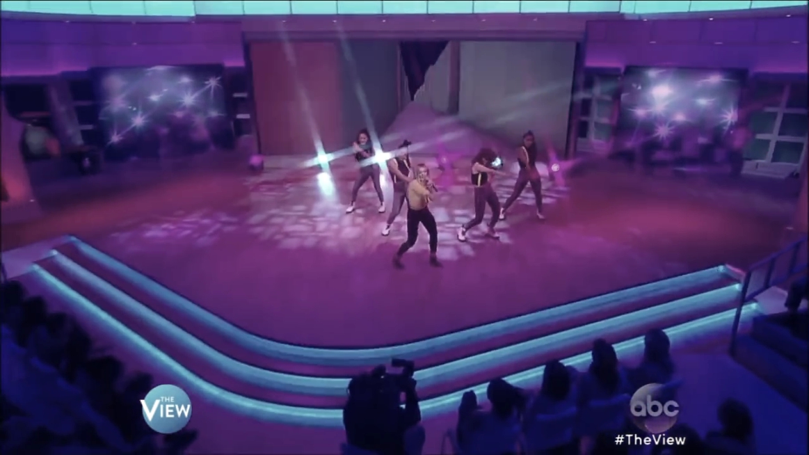 DailyDuff_dot_nl-19juni2015-TheView0603.jpg DailyDuff_dot_nl-19juni2015-TheView0603.jpg