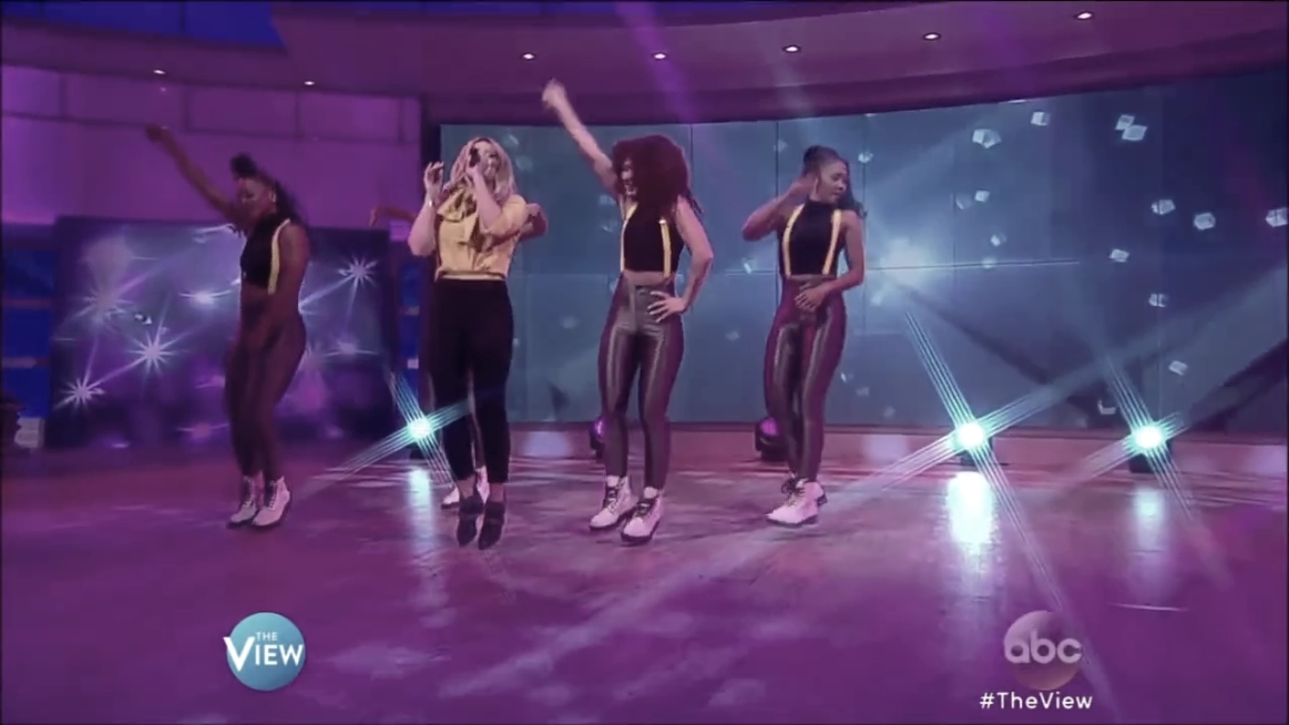 DailyDuff_dot_nl-19juni2015-TheView0630.jpg DailyDuff_dot_nl-19juni2015-TheView0630.jpg