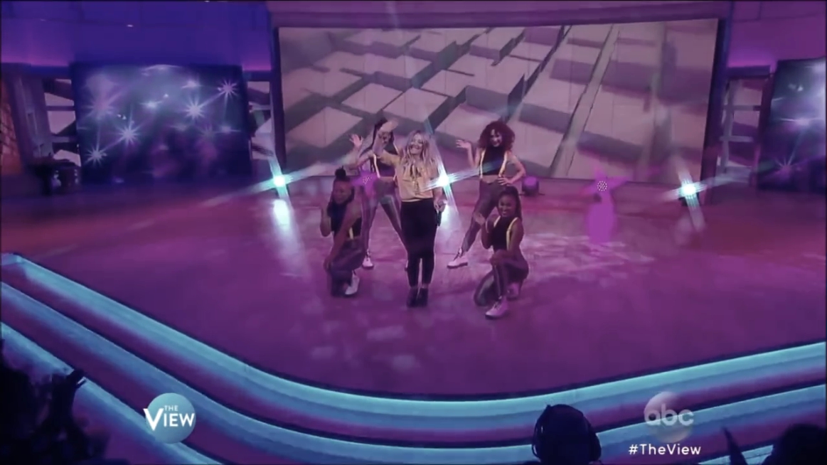 DailyDuff_dot_nl-19juni2015-TheView0661.jpg DailyDuff_dot_nl-19juni2015-TheView0661.jpg