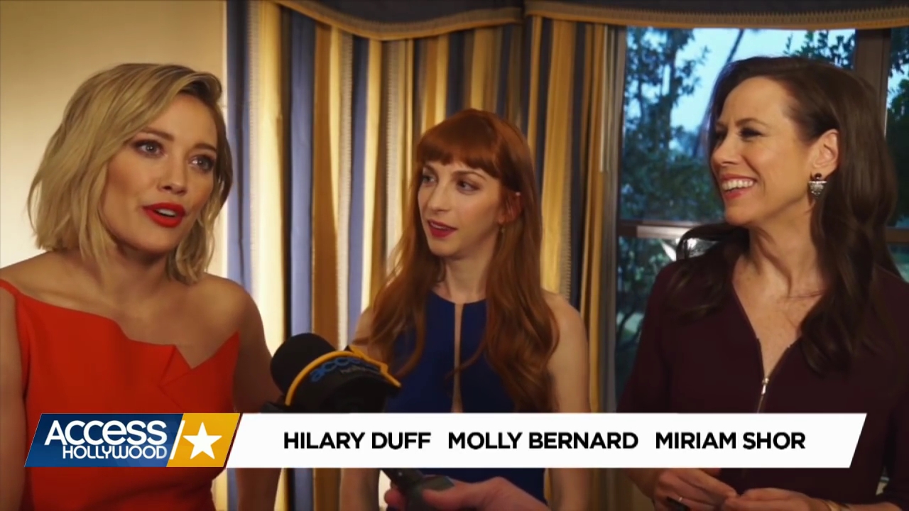 DailyDuff-dot-NL-6januari2016AccesHollywood0013.jpg