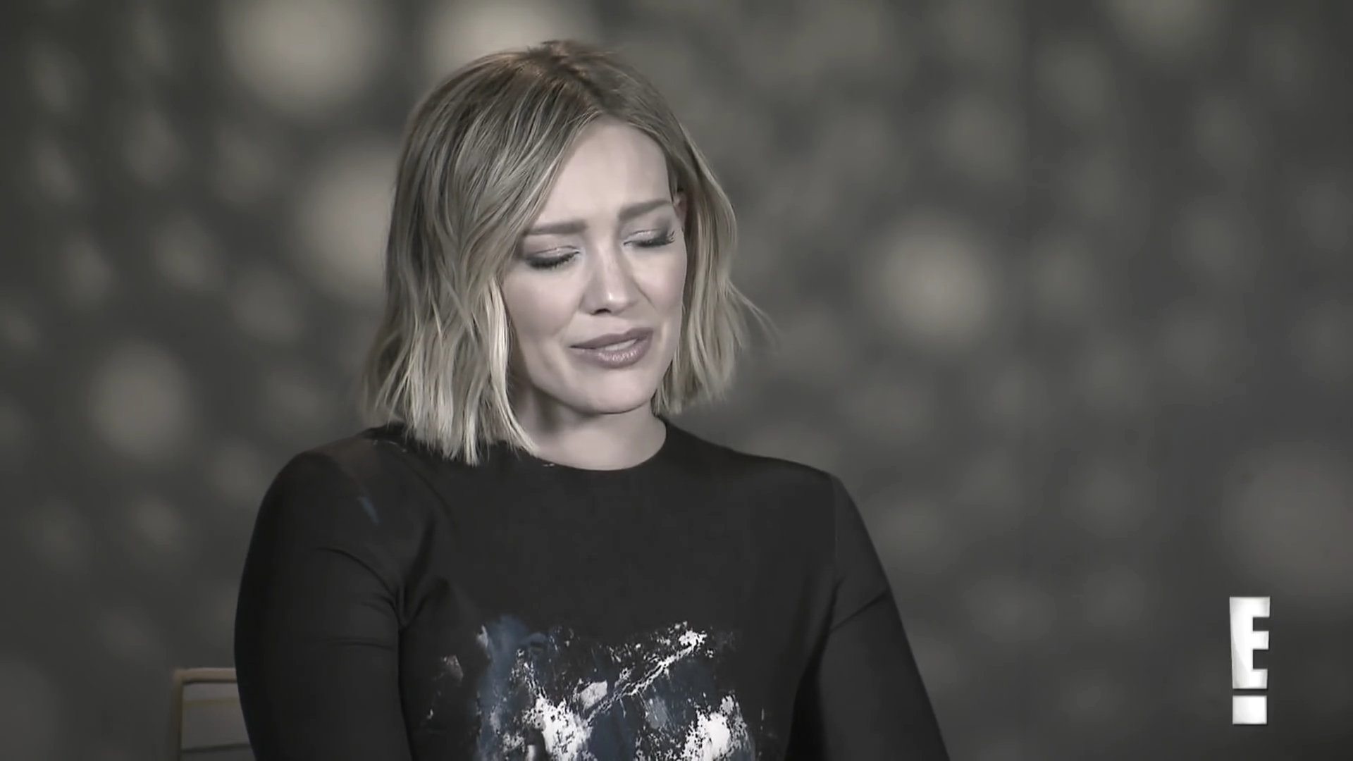 DailyDuff_dot_nl-2016Enews_HilaryDuffCantDecideBetweenMusicorMotherhood0002.jpg
