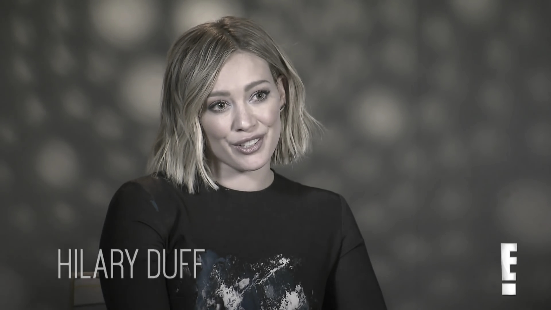 DailyDuff_dot_nl-2016Enews_HilaryDuffCantDecideBetweenMusicorMotherhood0006.jpg