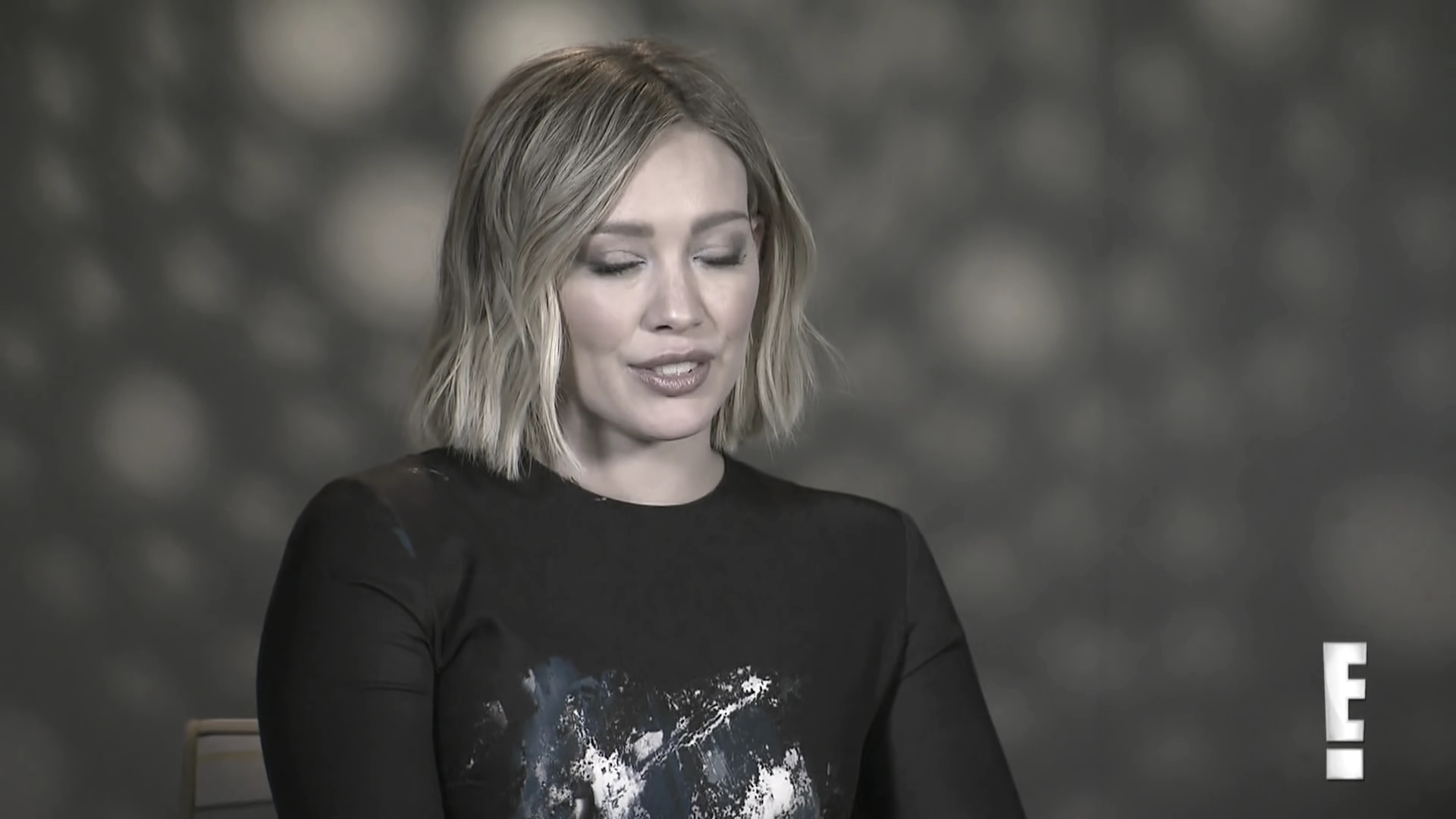 DailyDuff_dot_nl-2016Enews_HilaryDuffCantDecideBetweenMusicorMotherhood0015.jpg