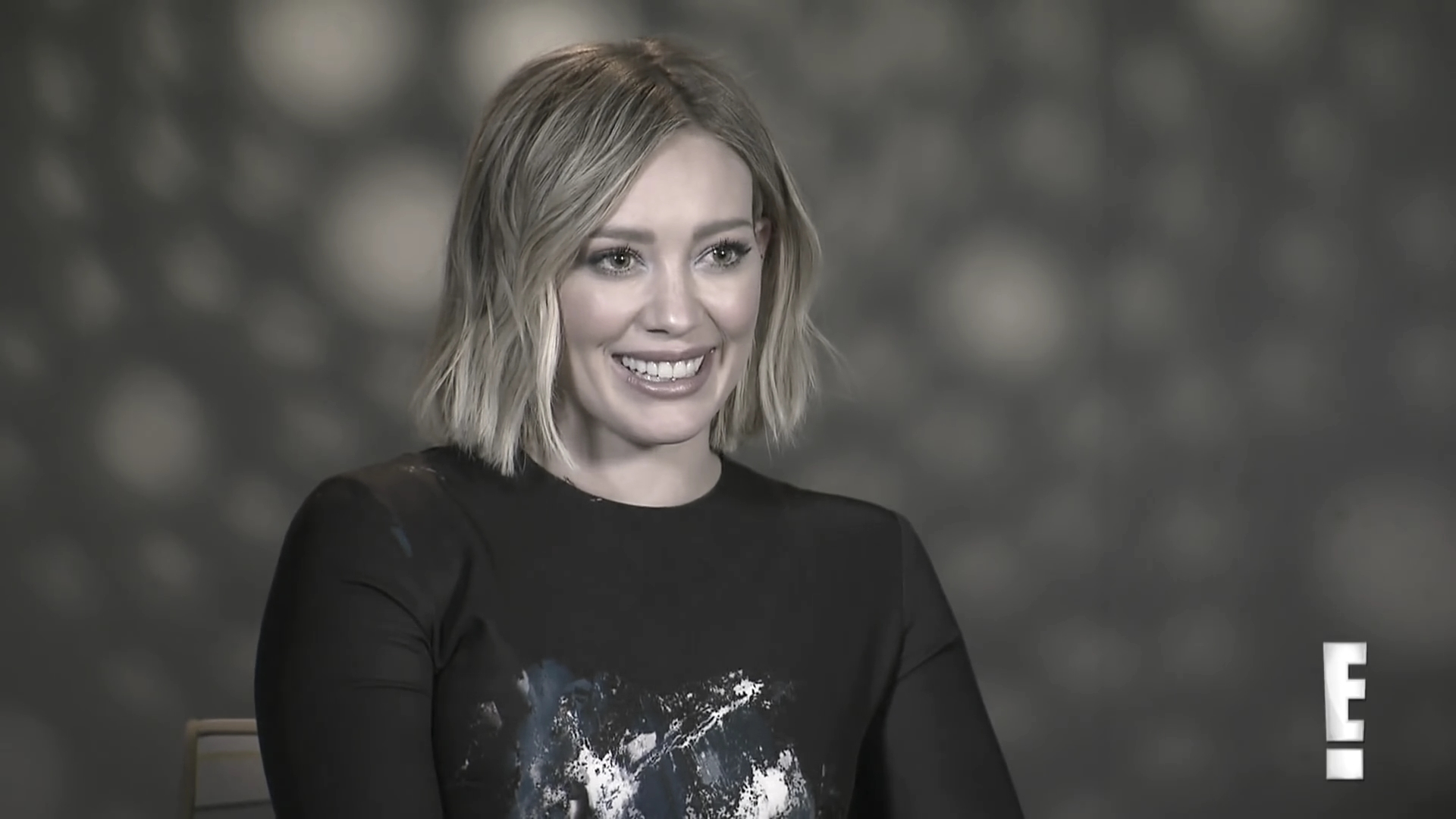 DailyDuff_dot_nl-2016Enews_HilaryDuffCantDecideBetweenMusicorMotherhood0020.jpg