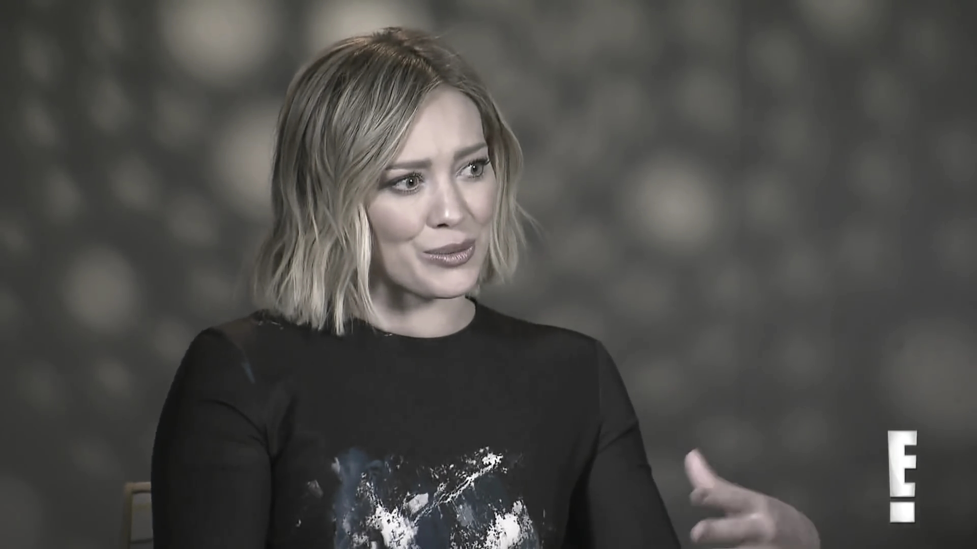 DailyDuff_dot_nl-2016Enews_HilaryDuffCantDecideBetweenMusicorMotherhood0025.jpg