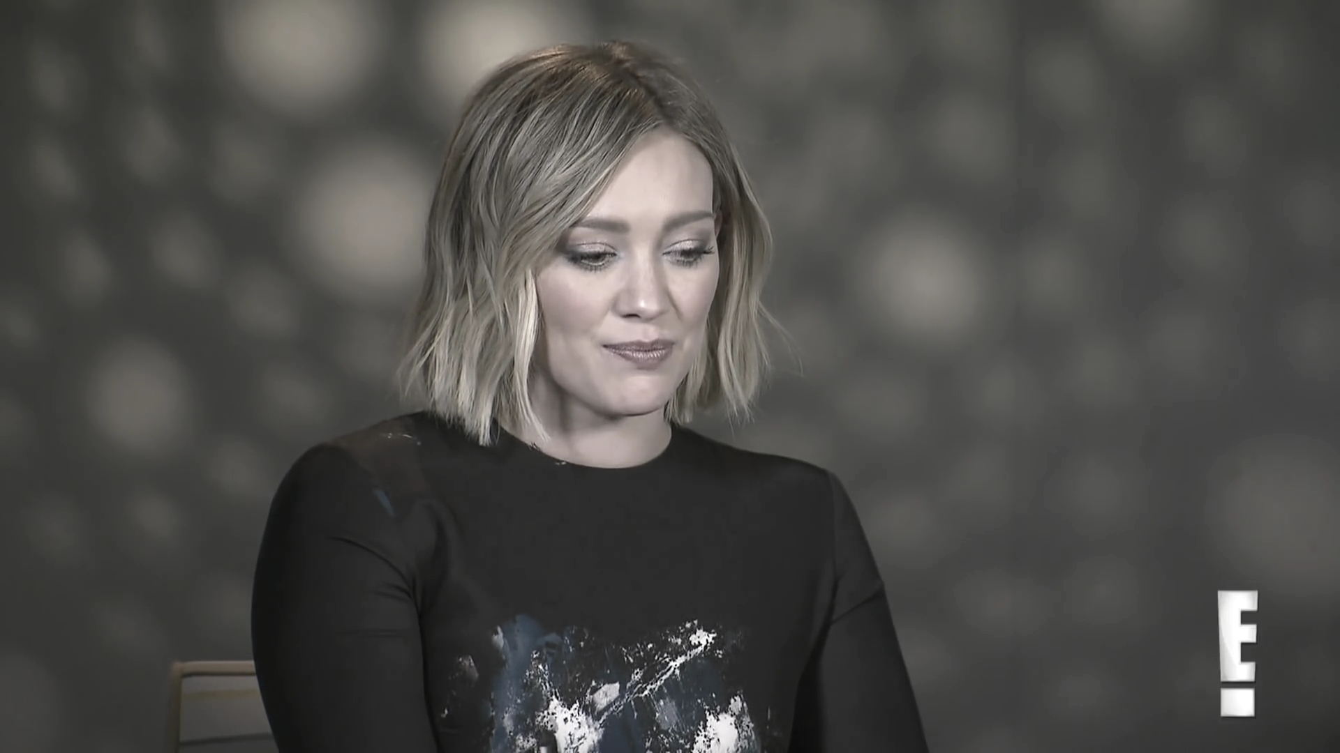 DailyDuff_dot_nl-2016Enews_HilaryDuffCantDecideBetweenMusicorMotherhood0043.jpg