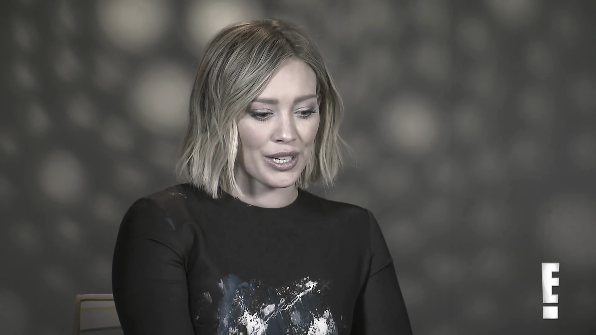 DailyDuff_dot_nl-2016Enews_HilaryDuffCantDecideBetweenMusicorMotherhood0045.jpg