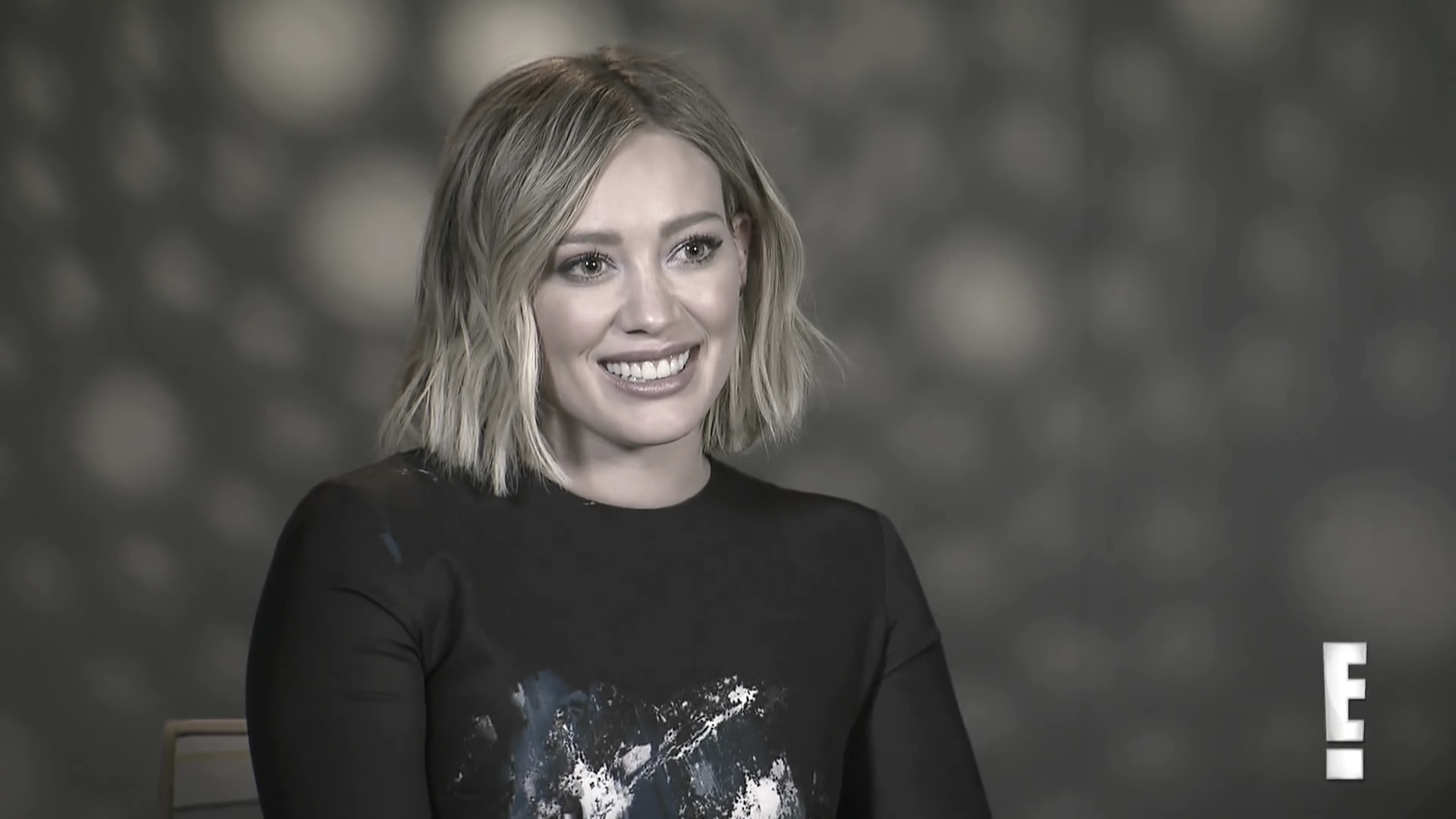 DailyDuff_dot_nl-2016Enews_HilaryDuffCantDecideBetweenMusicorMotherhood0059.jpg