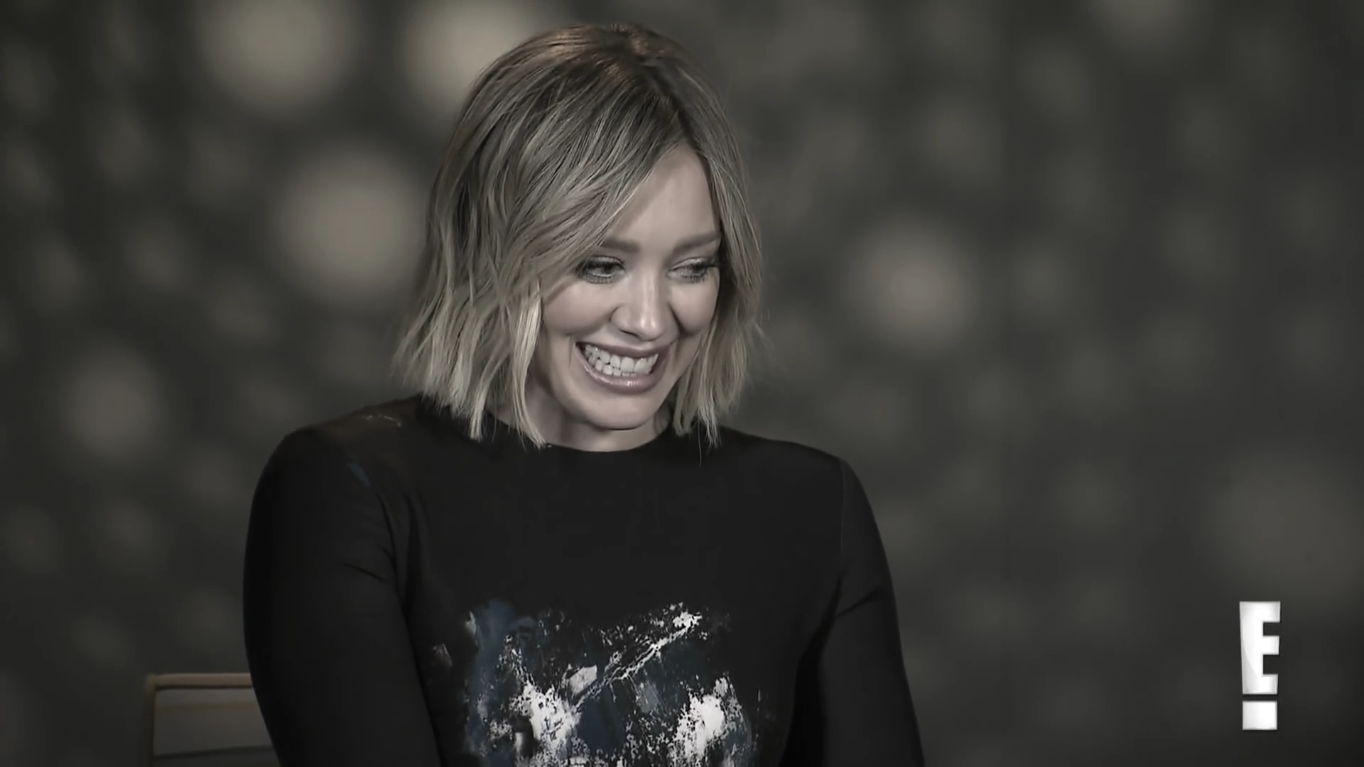 DailyDuff_dot_nl-2016Enews_HilaryDuffPlaysHilariousTwoTruthsandaLieGame0104.jpg DailyDuff_dot_nl-2016Enews_HilaryDuffPlaysHilariousTwoTruthsandaLieGame0104.jpg