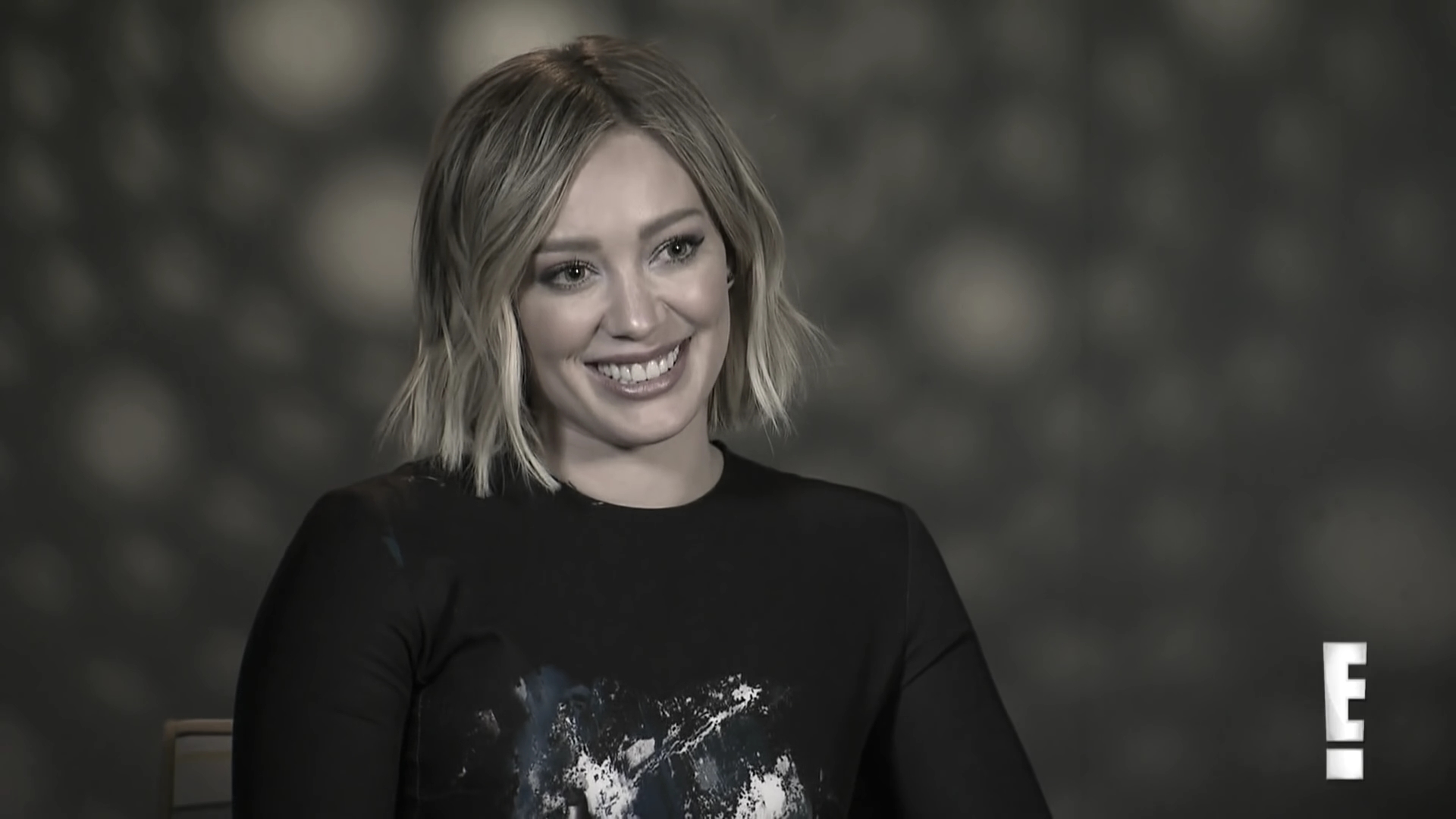 DailyDuff_dot_nl-2016Enews_HilaryDuffPlaysHilariousTwoTruthsandaLieGame0136.jpg