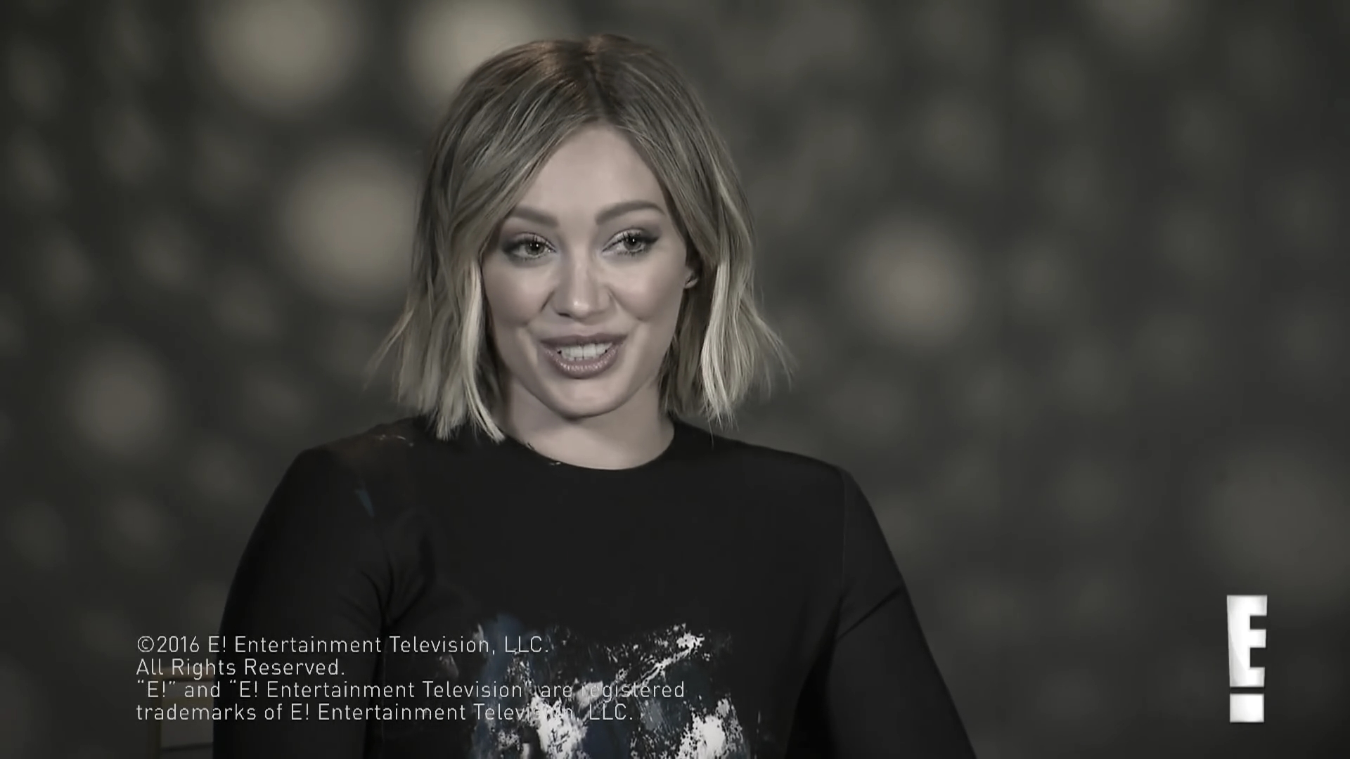 DailyDuff_dot_nl-2016Enews_HilaryDuffPlaysHilariousTwoTruthsandaLieGame0145.jpg