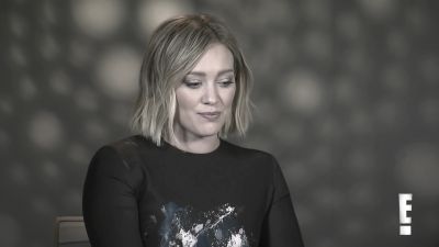 DailyDuff_dot_nl-2016Enews_HilaryDuffCantDecideBetweenMusicorMotherhood0043.jpg